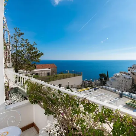 Yiara (adults Only) Bed & Breakfast 4*