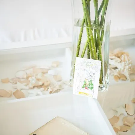 Bed & Breakfast Yiara (adults Only)