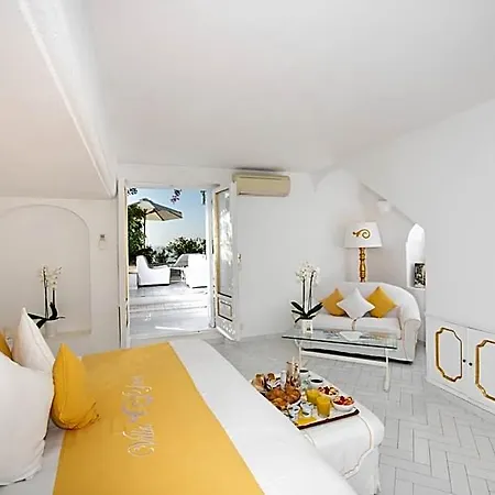 Yiara (adults Only) 4*
