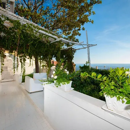 Yiara Bed and breakfast