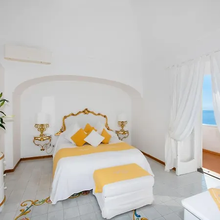 Yiara (adults Only) 4*