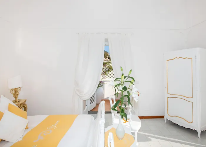 Yiara (adults Only) فندق مبيت وإفطار 4*