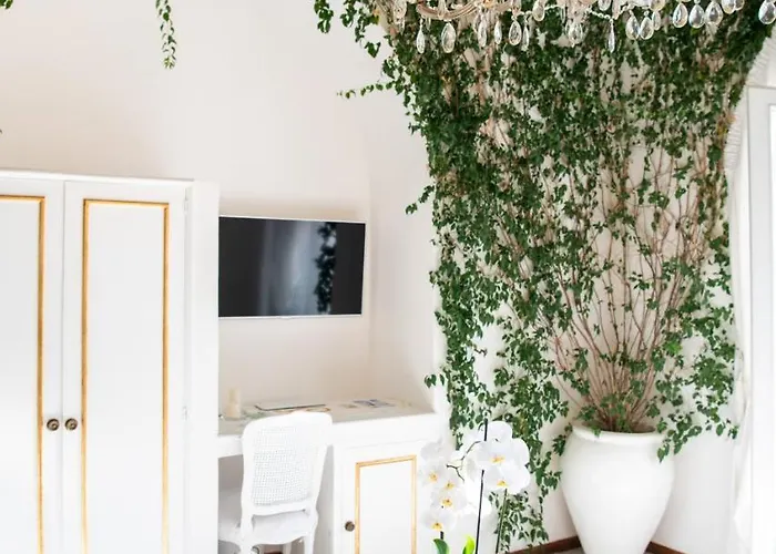 Yiara (adults Only) 4* بوسيتانو