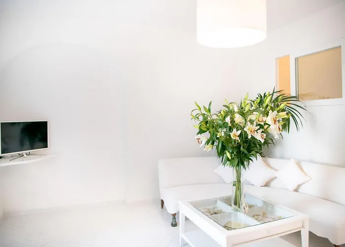 Yiara (adults Only) فندق مبيت وإفطار بوسيتانو