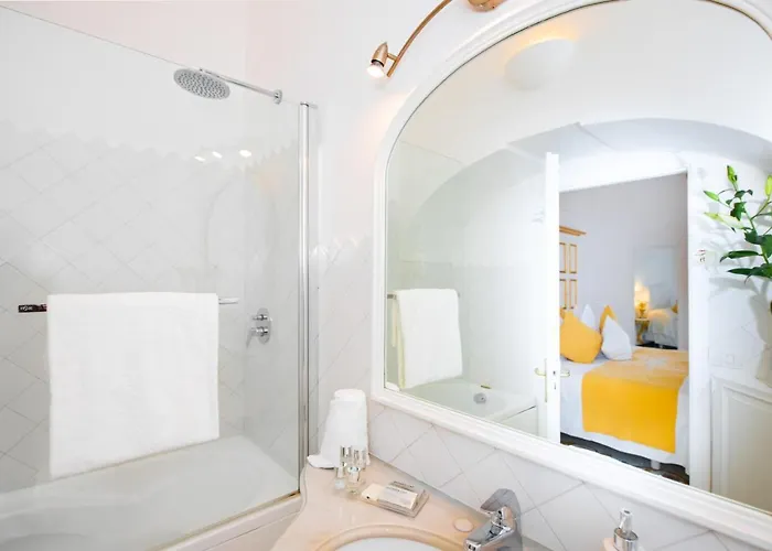 Yiara (adults Only) 4* بوسيتانو