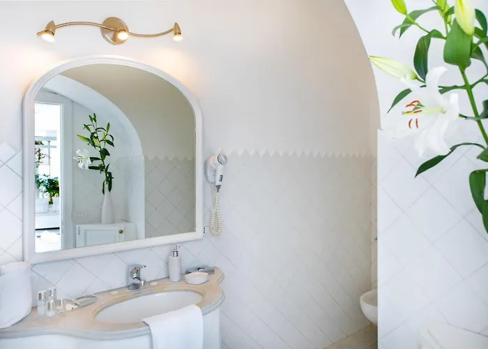 Yiara (adults Only) فندق مبيت وإفطار بوسيتانو