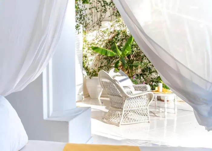 Yiara (adults Only) فندق مبيت وإفطار بوسيتانو