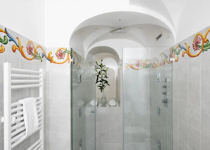 Yiara (adults Only) 4* بوسيتانو