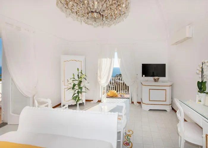 Yiara (adults Only) فندق مبيت وإفطار