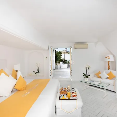 Yiara (adults Only) 4*